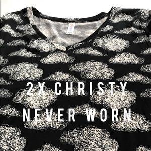2x LuLaRoe Christy tee